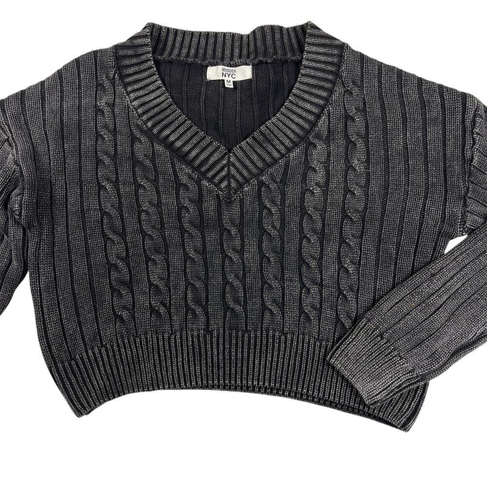 Madden NYC Washed Black Cropped Cable Knit V-Neck Long Sleeved Sweater Size M